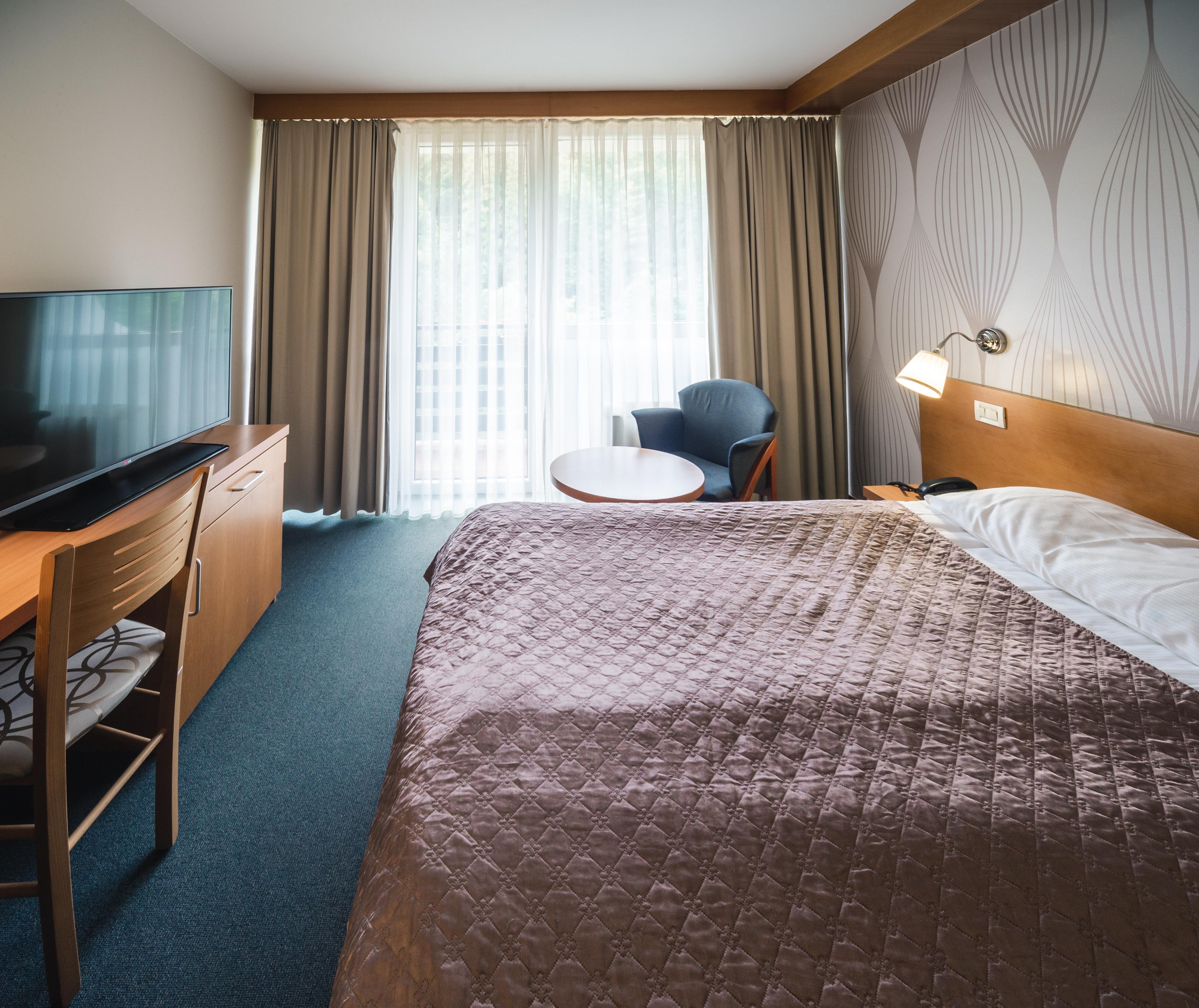Hotel Vita - Terme โดแบร์นา ภายนอก รูปภาพ
