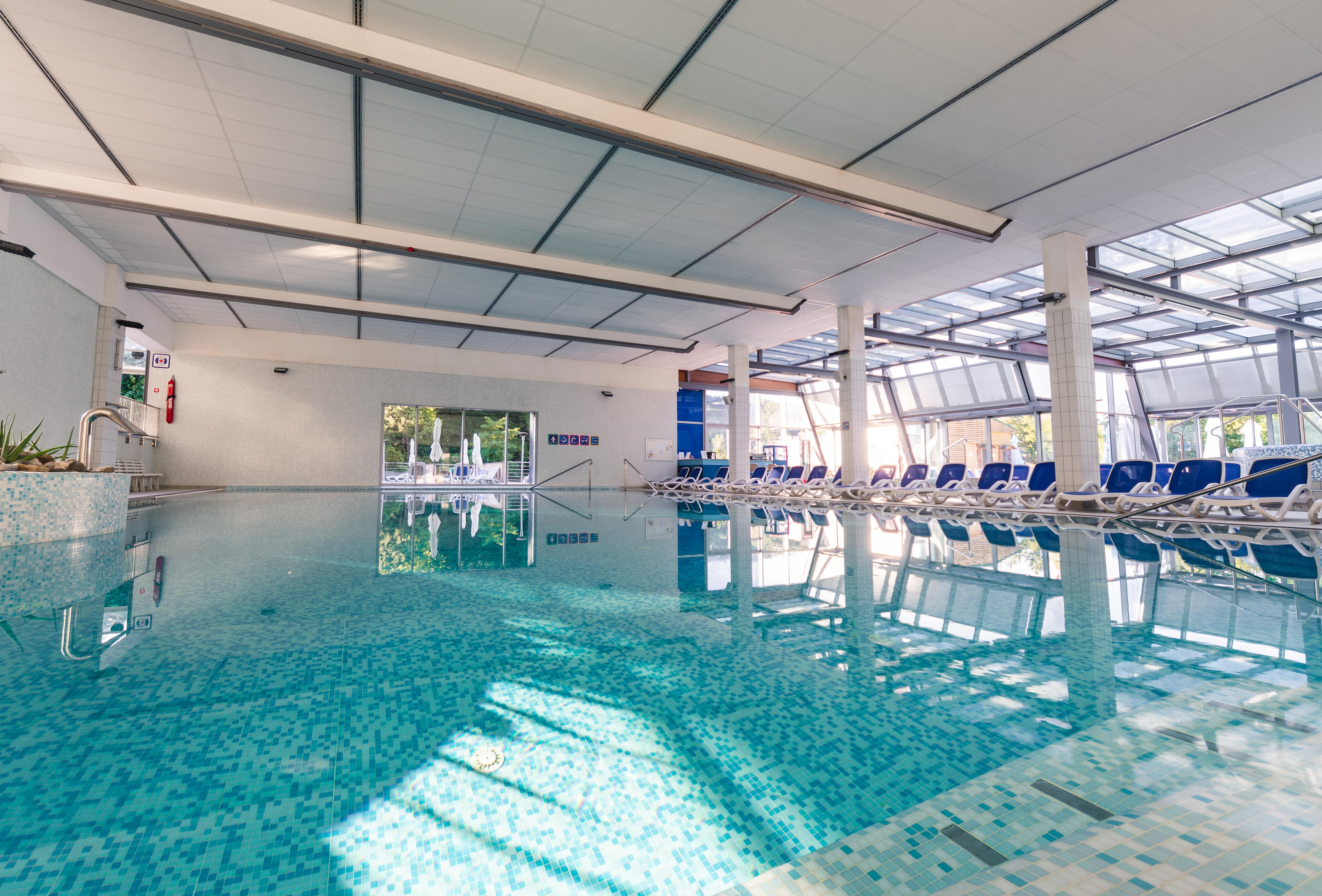 Hotel Vita - Terme โดแบร์นา ภายนอก รูปภาพ