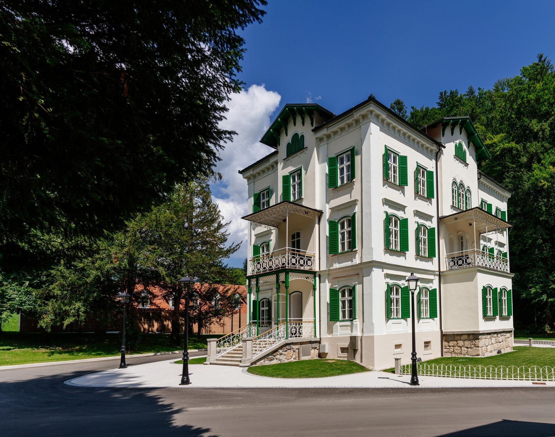 Hotel Vita - Terme โดแบร์นา ภายนอก รูปภาพ