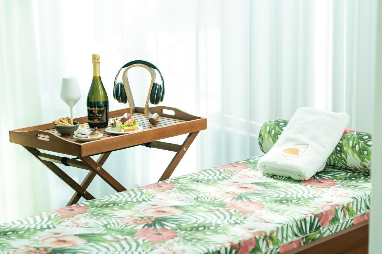 Hotel Vita - Terme โดแบร์นา ภายนอก รูปภาพ